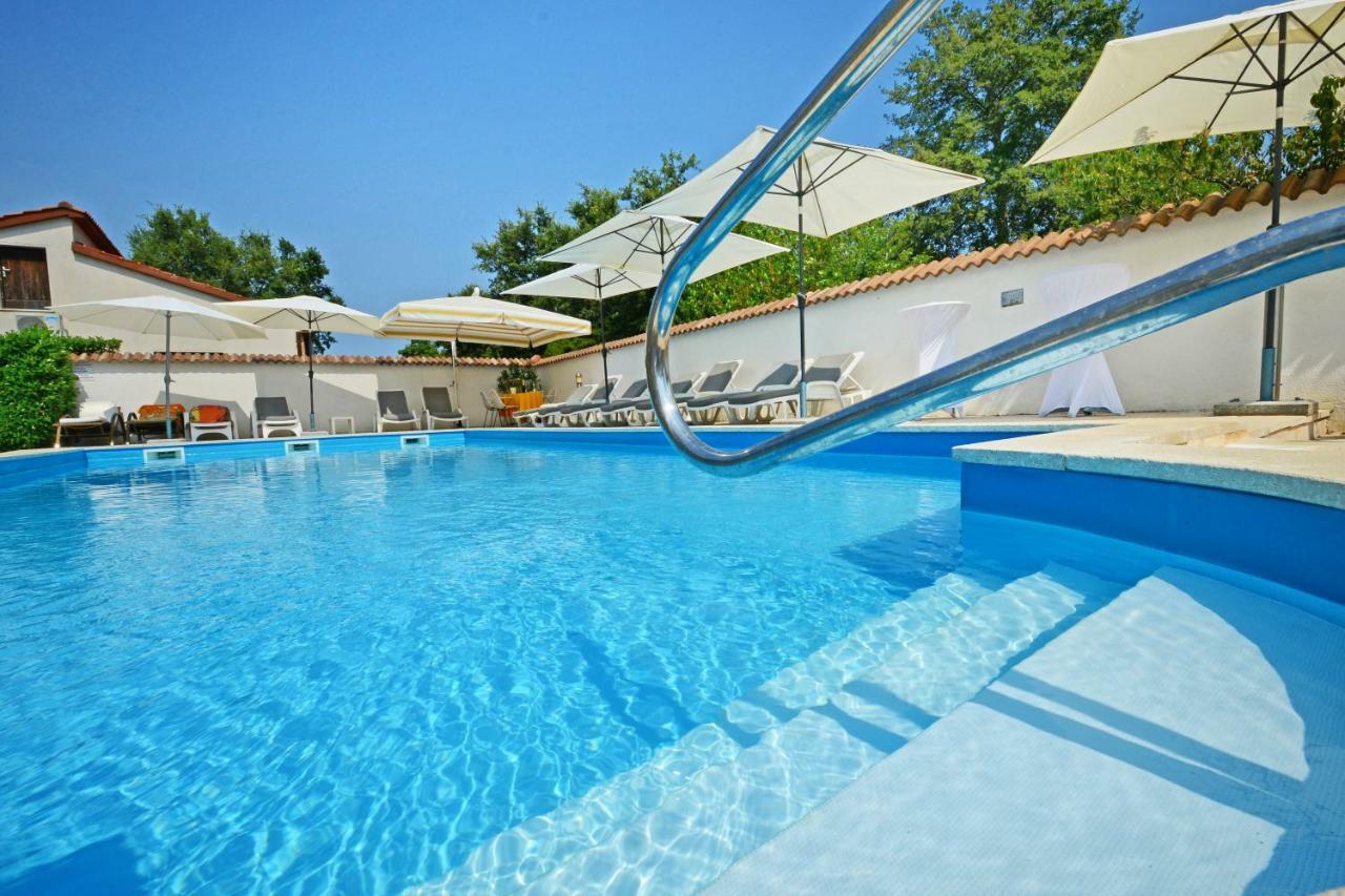 Rosini Apartments Pilic מראה חיצוני תמונה