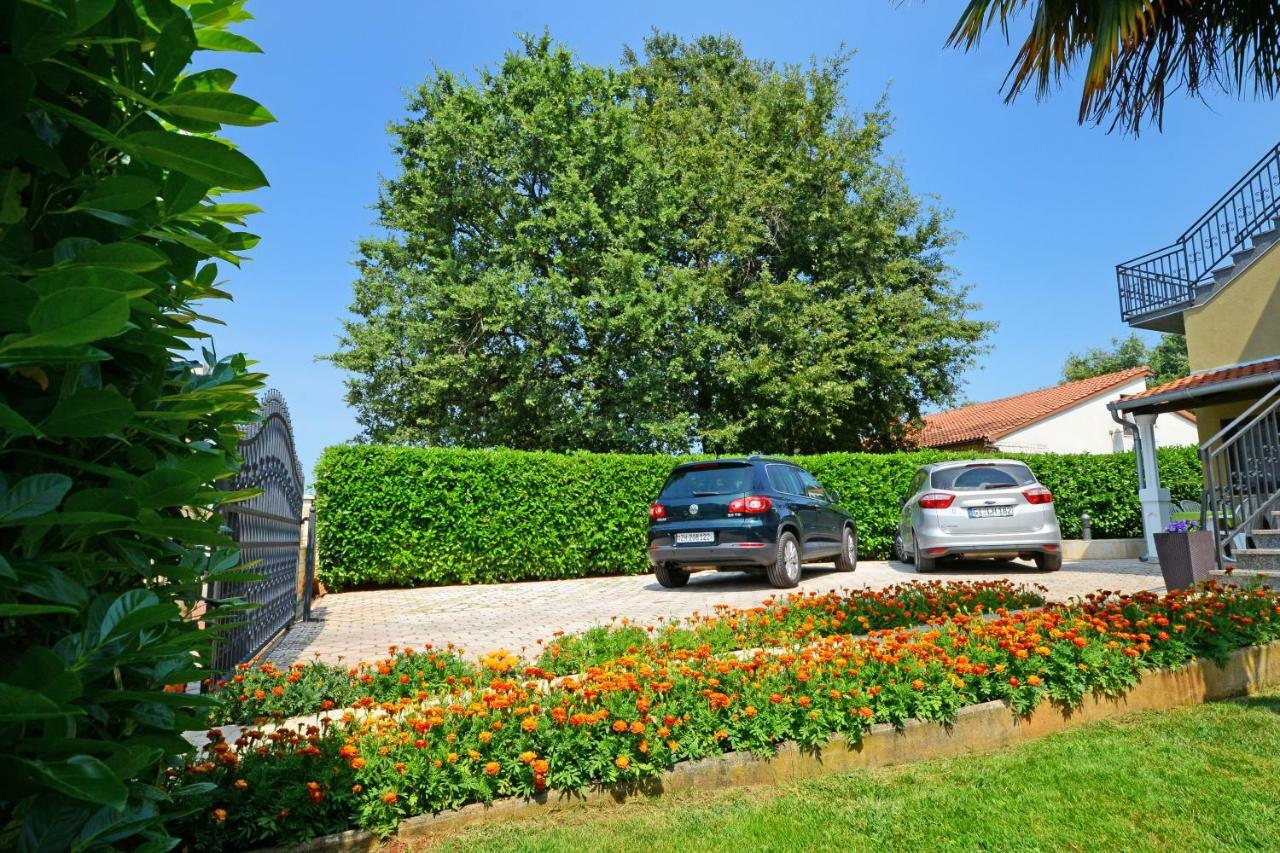 Rosini Apartments Pilic מראה חיצוני תמונה